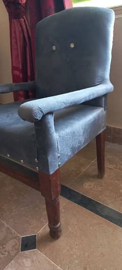 4 Woody comfort Chairs