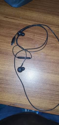 Akg type c