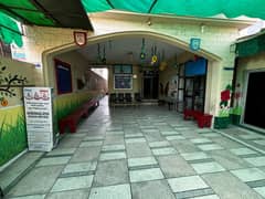 KANAL COMMERCIAL BUILDING 13 ROOMS FOR SCHOOL/HOTELS/OFFICES NEAR EMPORIUM JOHAR TOWN LAHORE