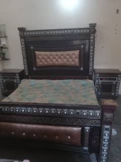 Bed , Almari , TV Trolley Urgent Sale