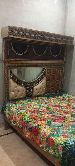 bed side table and singhar maz for sale