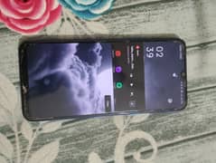realme 5 , 10 version, 4gb ram, 27gb total 64 total