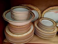 Imported from UK 70 Pieces Dinner Set