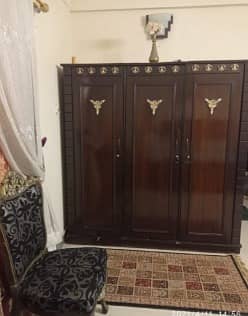 Bookshelf and study table combo / Almari ? center Table 1