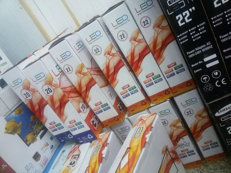 Smart LED TV 32 inc New Look wit warranty(051-4853730 9
