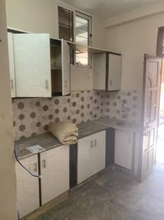 Bachulars Ka Lia Ground floor saperate entrance for rent