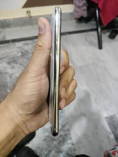 I PHONE XS MAX FACTORY UNLOCK 256Gb