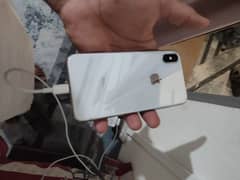 I phon X 64gb 10 by 9