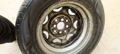 175 170 r13 with rim and good condation only 1  tyre