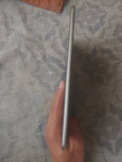 Ipad mini 5 64gb with box and Apple origional charger