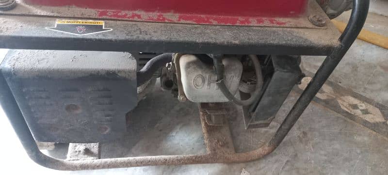 loncin 1kv generator. like new. . whatsapp me on 0333-2347307 2