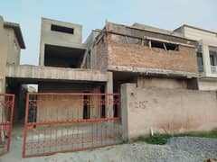 A Proper Grey Structure Is Available On Main Boluvard Road In PHAF. That Is Semi Government Society And The Transfer Of Villas Is Proper Under By Laws CDA