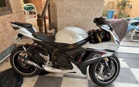 SUZUKI GSX-R750 |MODEL 2014||THRILLING MACHINE|IMPORTED HEAVY BIKE