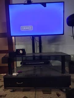 Used LED TV 40" with stand