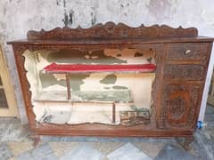 almari good condition