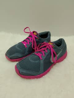 Nike Sportswear Shoes Premium Condition Pre-Loved