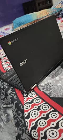 Chrome Books fresh condition 3/32 4 to hrs betry bakup