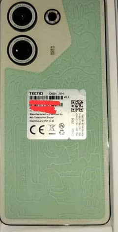 camon20 8/256 just charger  box miss ho gya ha nic ky copy dy do ga