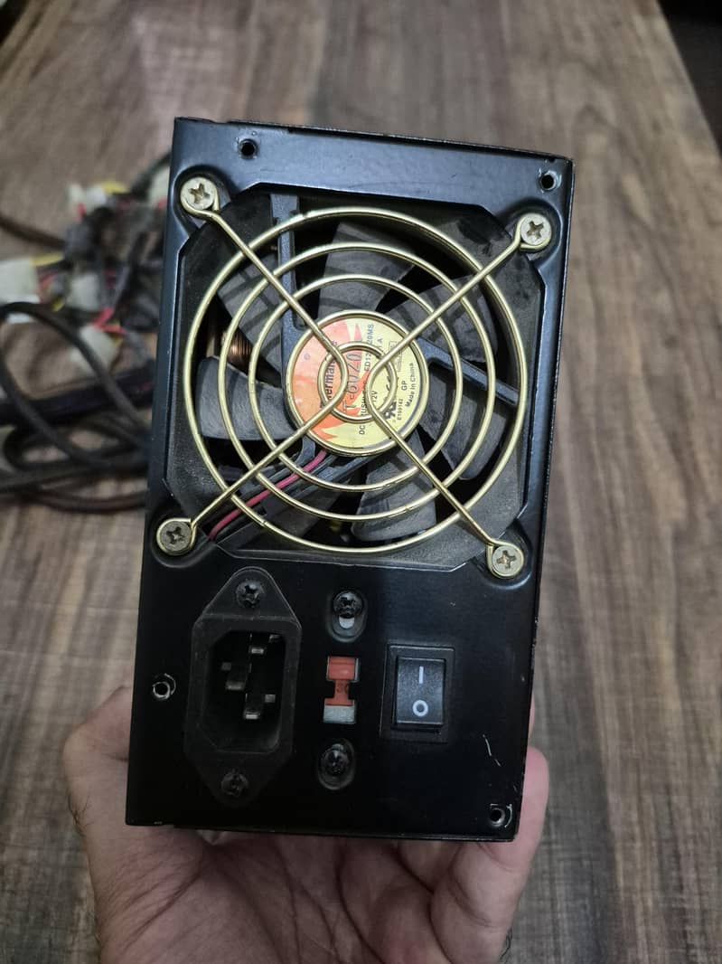 Thermaltake 430 watt pc/computer power supply 430NP 430 400 500 600 1
