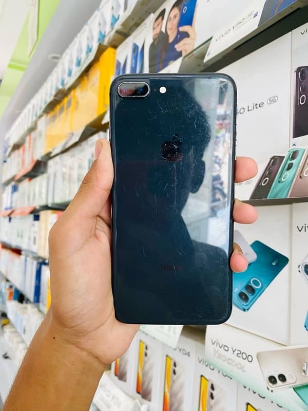iPhone 8+ 256 gp  non pta zong sim working 1