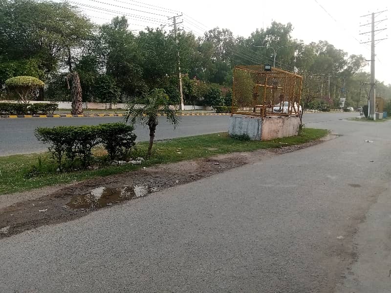 Change Your Address To Good Location DC Colony - Satluj Block, Gujranwala For A Reasonable Price Of Rs. 140000 1