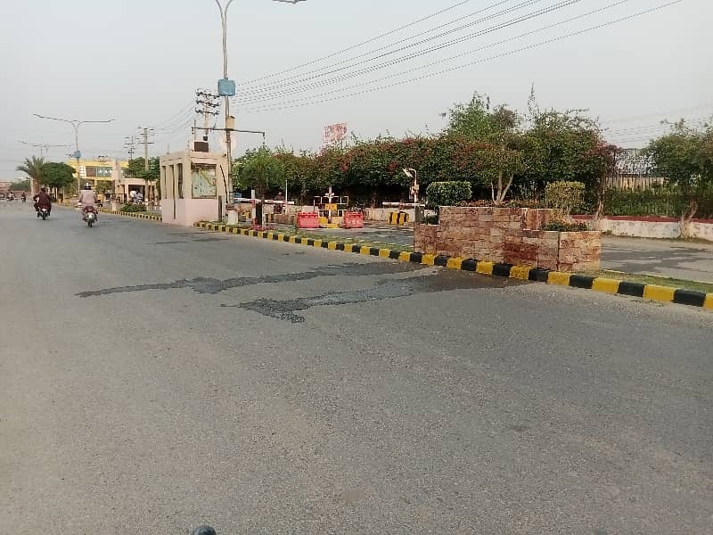 Change Your Address To Good Location DC Colony - Satluj Block, Gujranwala For A Reasonable Price Of Rs. 140000 4