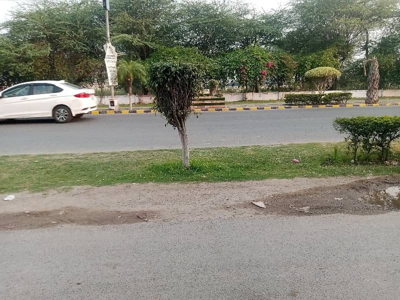 Spacious Main Double Road Residential Plot Is Available For sale In Ideal Location Of DC Colony - Kaghan Block 3