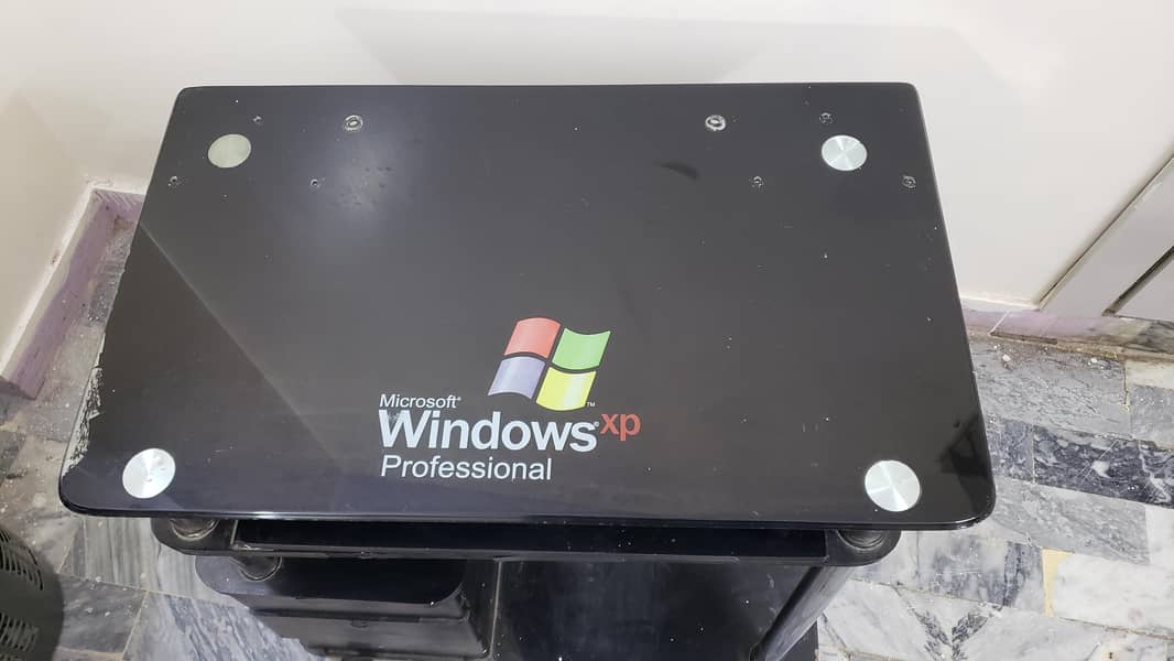 Computer  Table Good  Condition 1