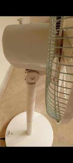 sogo pedistal fan with light