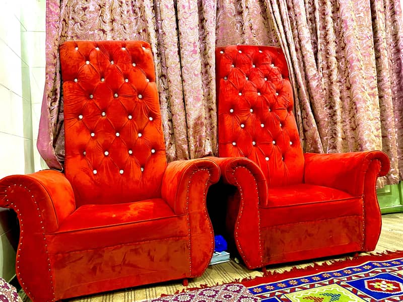 2. Single seater sofa’s and one table only 2