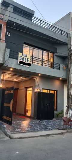PRIME LOCATION 3 MARLA BRAND NEW HOUSE