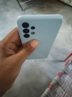 all ok mobile ha Argent sell karna ha 03183907811 watsup
