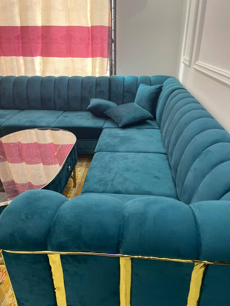 L shape sofa with table and tapai 6