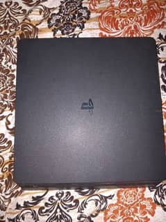 PlayStation 4 Slim