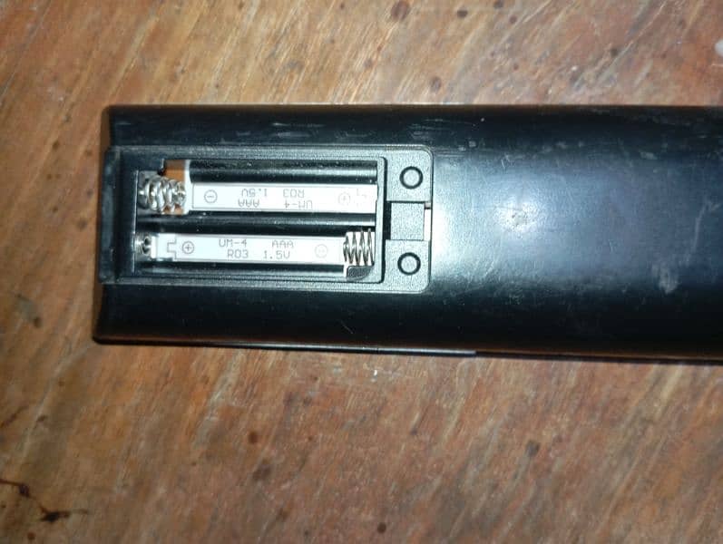 TOSHIBA LCD ANDROID REMOTE 5