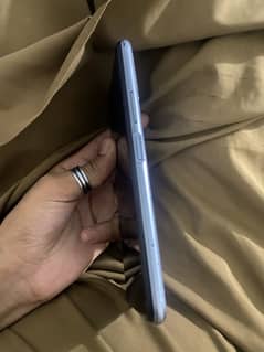 Vivo y19