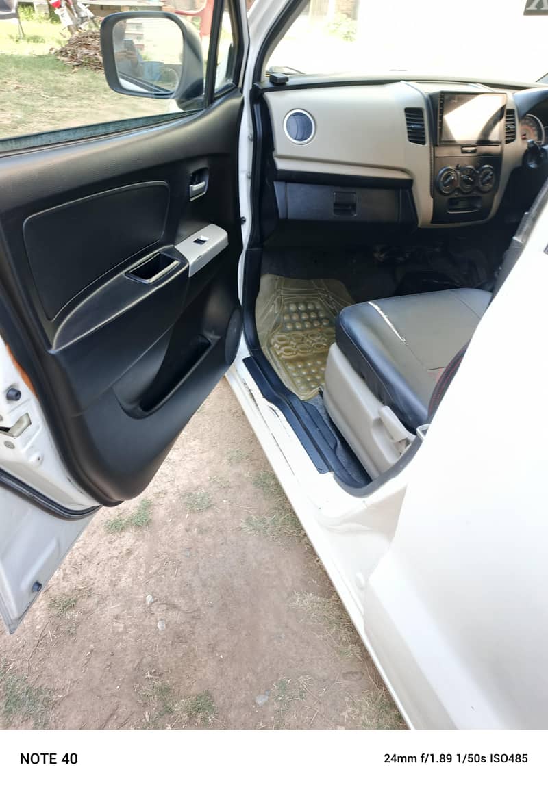 Suzuki wagonr vxl  2017 islamabbad register 11