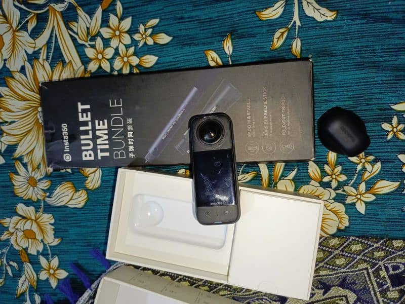 Insta 360 with Invisible Stick 1