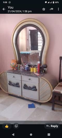 Dressing table