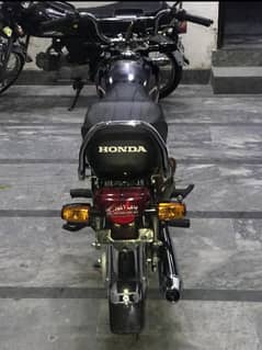 Honda CD 70 Black addition