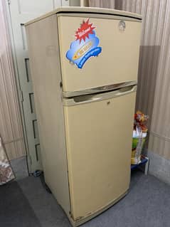 Waves Refrigerator home used