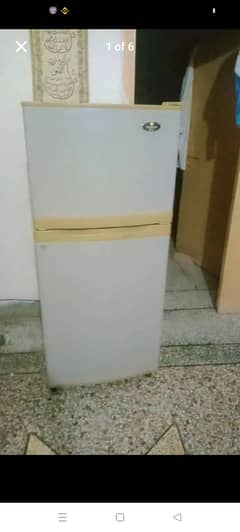 Dawlance Fridge Medium size For Sale