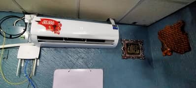 1.5 Ton AC Dawlance New Condition