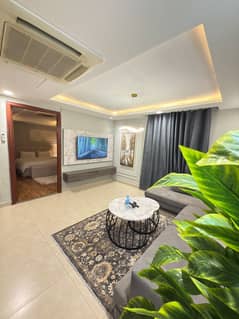 Luxury 1bedroom apartment available in Goldcrest Lahore on daily basis