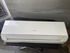 Gree Ac 1.5ton  service hunye wali ha.