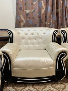 Used Sofa in Excellent Condition – Bargain Price!