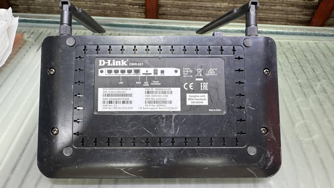 D-Link 4G LTE Sim Router + WAN Port DWR-921 Non PTA 9