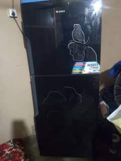 gree full size fridge