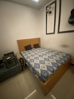 Bedroom set with 3 door closet and dressing
