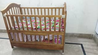 baby cot with inner swing